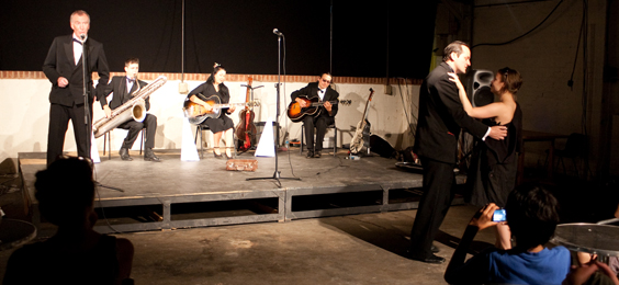 Main image description